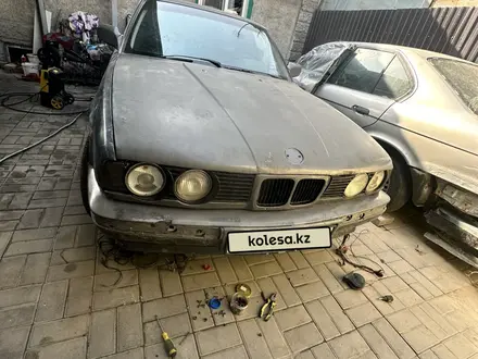 BMW 525 1993 года за 1 200 000 тг. в Алматы