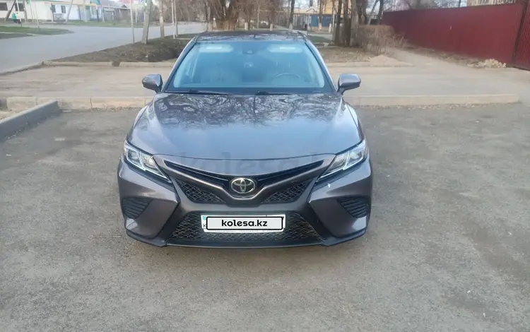 Toyota Camry 2019 годаүшін13 000 000 тг. в Уральск