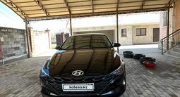 Hyundai Elantra 2022 года за 10 500 000 тг. в Алматы – фото 2