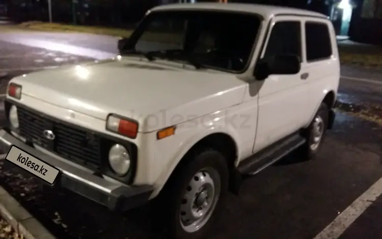 ВАЗ (Lada) Lada 2121 2014 годаfor2 500 000 тг. в Усть-Каменогорск