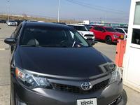 Toyota Camry 2014 года за 7 200 000 тг. в Атырау