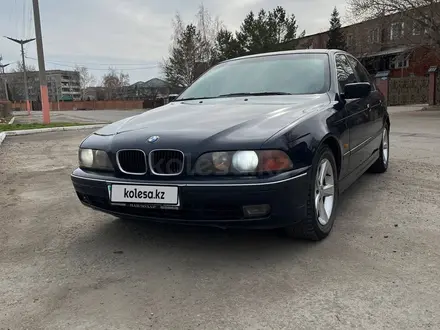 BMW 523 1997 года за 3 650 000 тг. в Павлодар