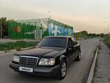 Mercedes-Benz E 220 1994 годаүшін2 800 000 тг. в Алматы
