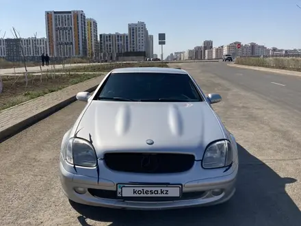 Mercedes-Benz SLK 230 1998 года за 5 000 000 тг. в Астана – фото 4