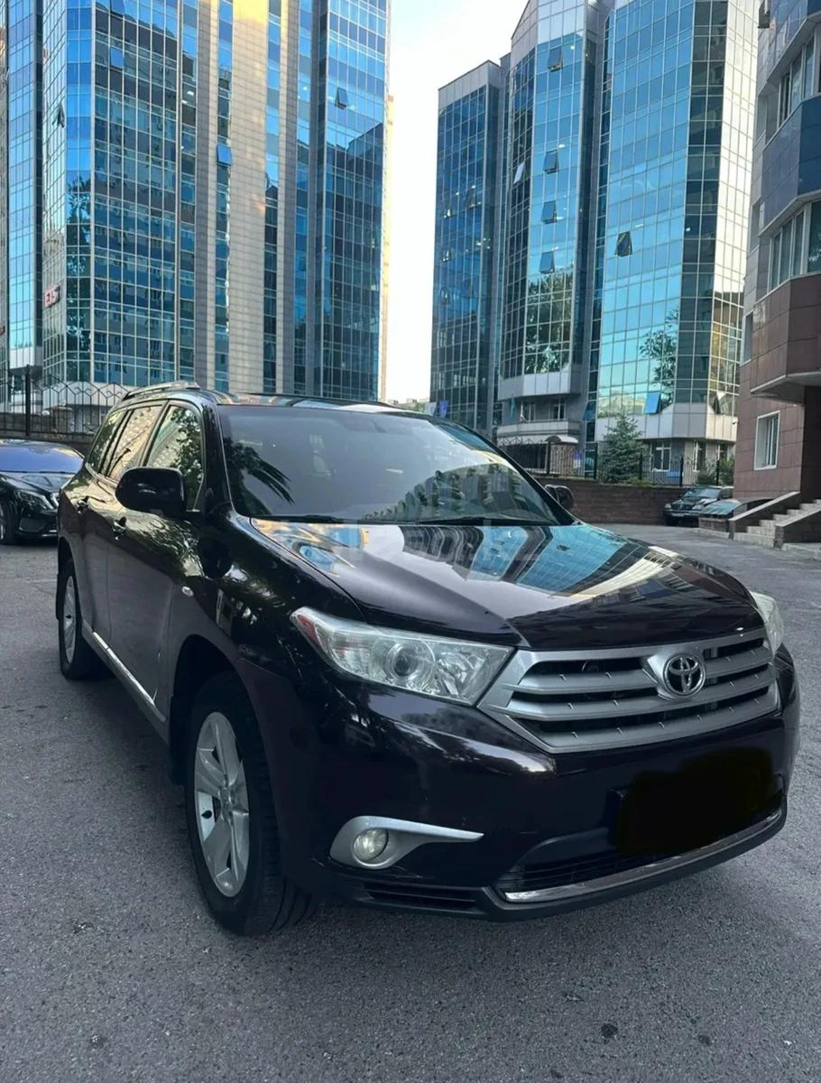 Toyota Highlander 2013 г.