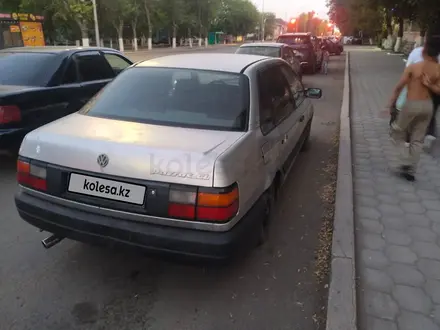 Volkswagen Passat 1988 года за 350 000 тг. в Караганда – фото 2