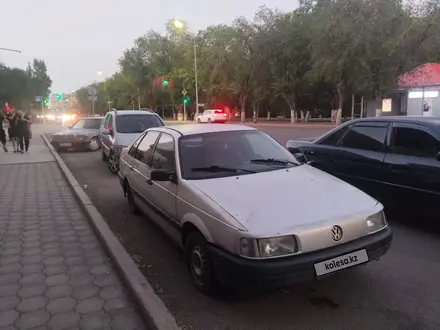 Volkswagen Passat 1988 года за 350 000 тг. в Караганда