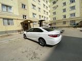 Toyota Camry 2017 года за 11 900 000 тг. в Актау – фото 2