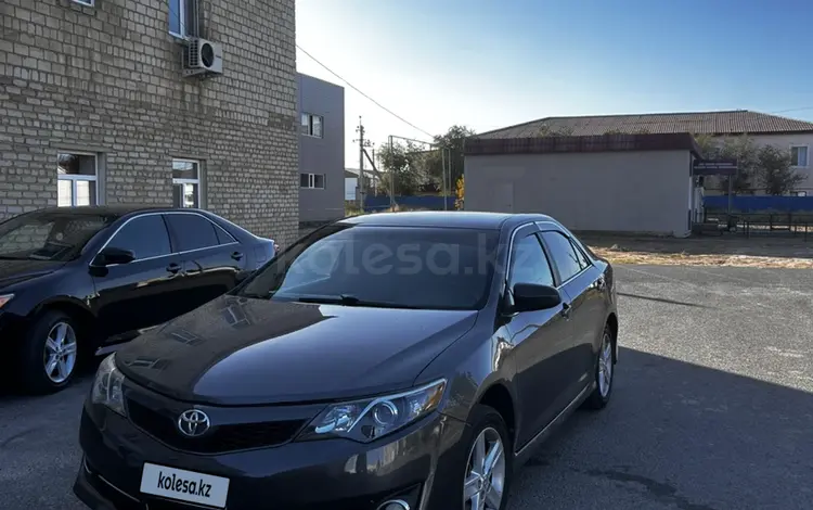 Toyota Camry 2014 годаfor6 300 000 тг. в Атырау