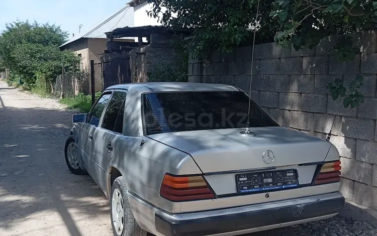Mercedes-Benz E 230 1992 года за 700 000 тг. в Шымкент