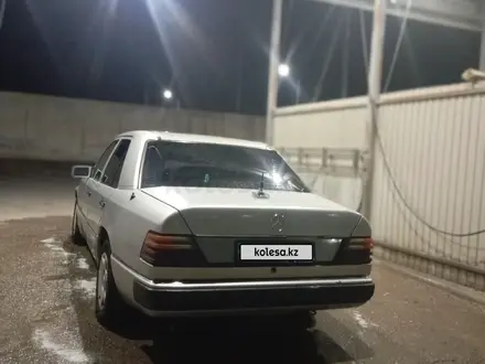 Mercedes-Benz E 230 1992 года за 700 000 тг. в Шымкент – фото 5