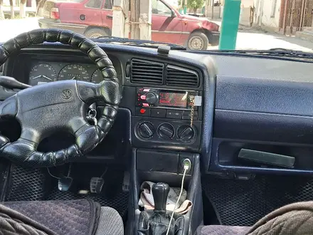 Volkswagen Passat 1994 года за 1 500 000 тг. в Кызылорда – фото 3