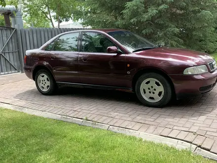 Audi A4 1995 года за 2 250 000 тг. в Караганда – фото 2