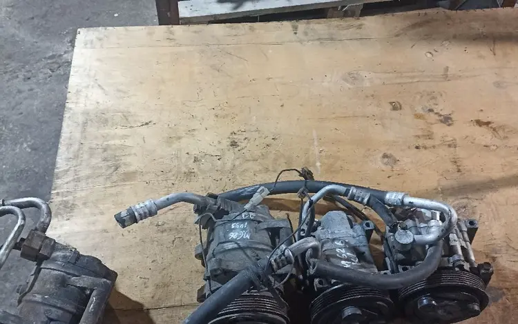 Компрессор кондиционера 2.2.2.0.2.5 за 20 000 тг. в Алматы