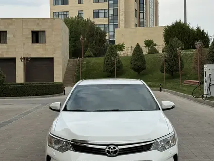 Toyota Camry 2015 года за 11 700 000 тг. в Шымкент