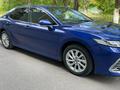 Toyota Camry 2023 года за 18 300 000 тг. в Караганда – фото 3