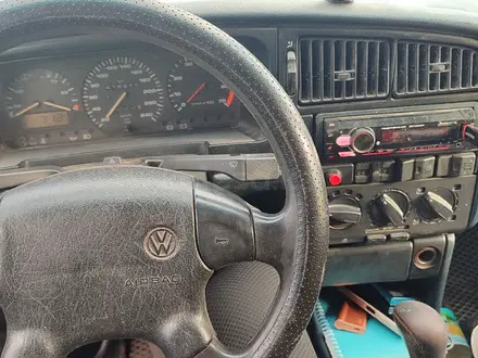 Volkswagen Passat 1993 года за 1 500 000 тг. в Костанай – фото 9