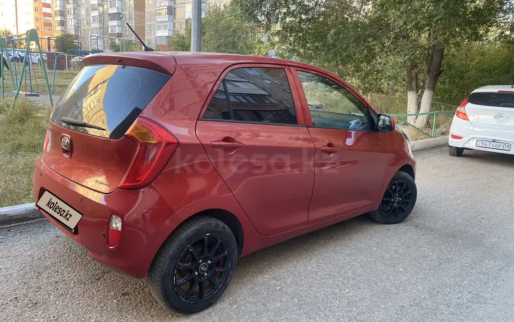 Kia Picanto 2013 годаүшін4 500 000 тг. в Караганда