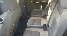 Volkswagen Touran 2008 года за 3 500 000 тг. в Алматы – фото 2