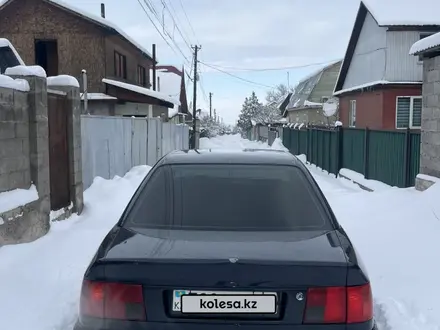 Audi A6 1994 года за 2 600 000 тг. в Алматы – фото 5