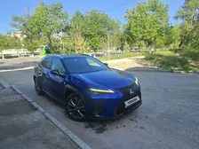 Lexus ux-200, 2018