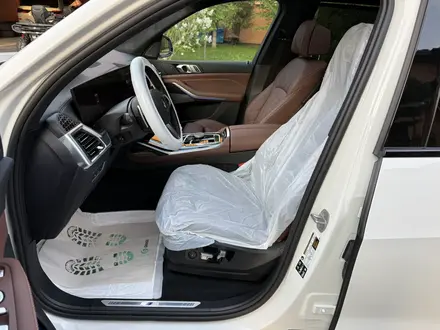 BMW X7 2024 года за 71 500 000 тг. в Караганда – фото 42