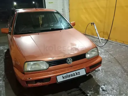 Volkswagen Golf 1993 года за 1 300 000 тг. в Уральск – фото 3