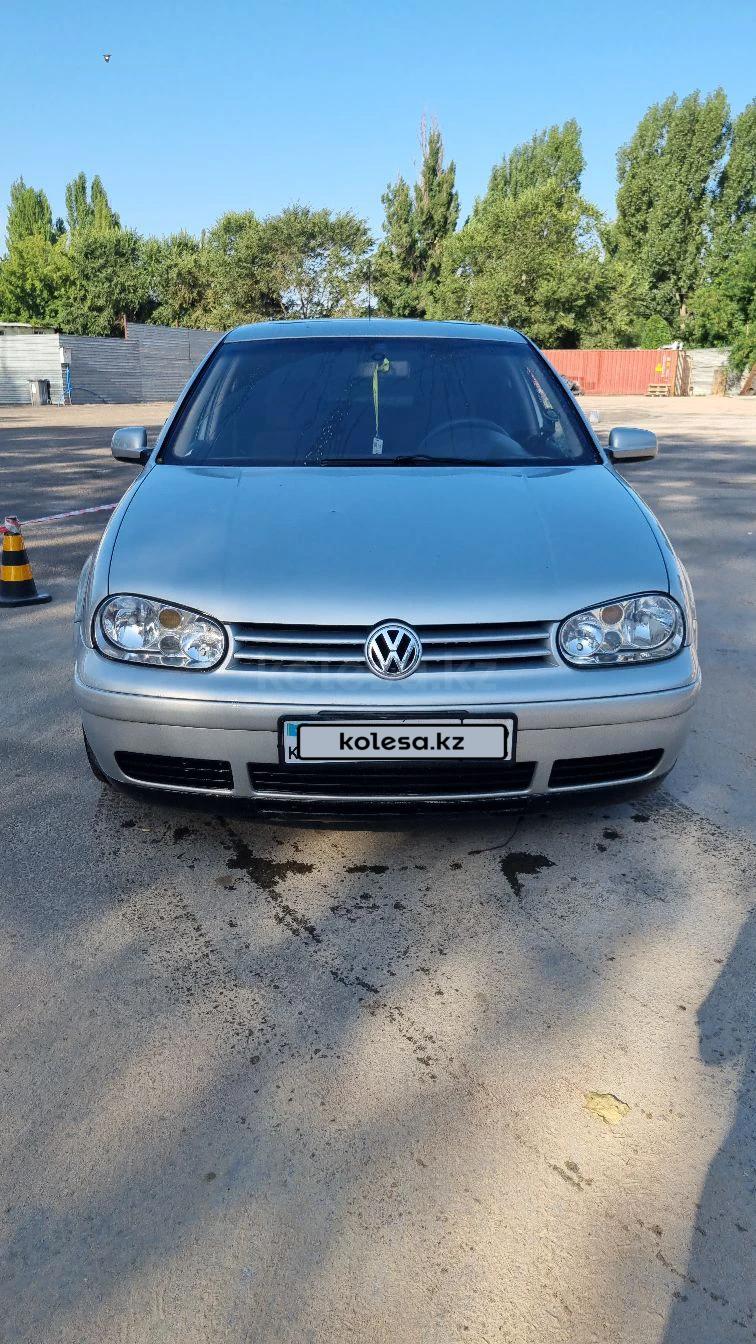 Volkswagen Golf 1998 г.