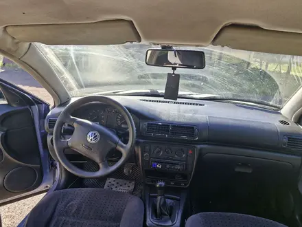 Volkswagen Passat 1997 года за 1 540 000 тг. в Караганда – фото 2