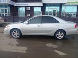 Toyota Camry 2002 годаүшін4 250 000 тг. в Актобе – фото 2