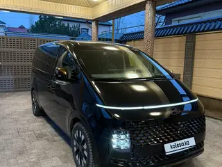 Hyundai Staria, 2025