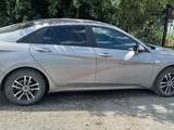 Hyundai Elantra 2021 года за 8 200 000 тг. в Семей
