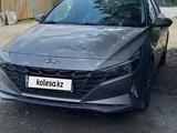 Hyundai Elantra 2021 года за 8 200 000 тг. в Семей – фото 2
