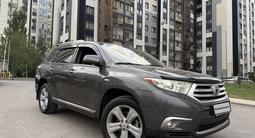 Toyota Highlander 2013 года за 13 000 000 тг. в Алматы