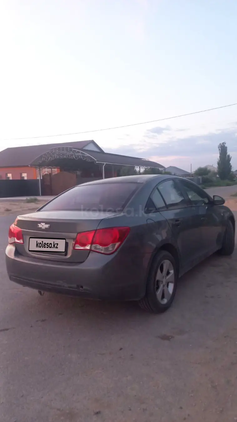 Chevrolet Cruze, 2010