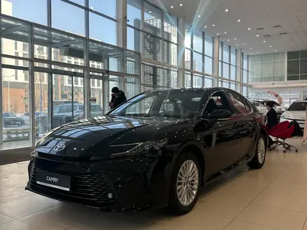 Toyota Camry Elegance 2026 года за 16 690 000 тг. в Астана