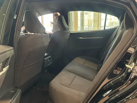Toyota Camry Elegance 2026 года за 16 690 000 тг. в Астана – фото 11
