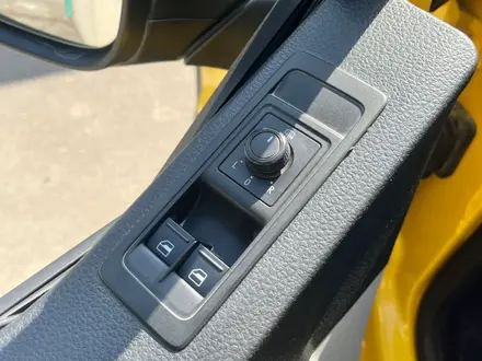 Volkswagen Transporter 2015 года за 11 800 000 тг. в Алматы – фото 12