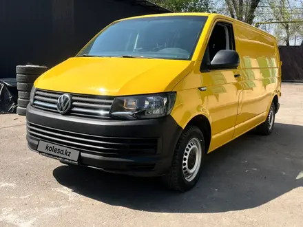 Volkswagen Transporter 2015 года за 11 800 000 тг. в Алматы – фото 2