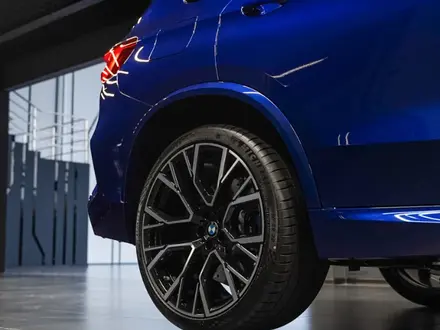 BMW X5 M 2022 года за 117 000 000 тг. в Алматы – фото 19