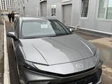 Toyota Camry 2026 года за 17 690 000 тг. в Астана – фото 2