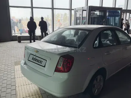 Chevrolet Lacetti 2023 года за 8 034 000 тг. в Астана – фото 2