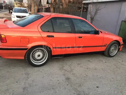BMW 328 1994 года за 2 600 000 тг. в Алматы – фото 5