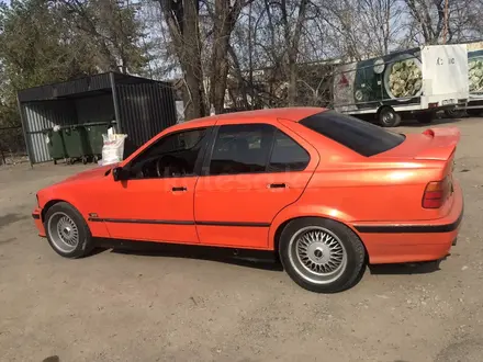 BMW 328 1994 года за 2 600 000 тг. в Алматы – фото 8