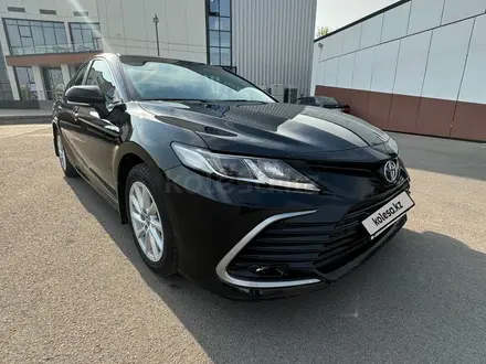 Toyota Camry 2021 года за 15 000 000 тг. в Алматы