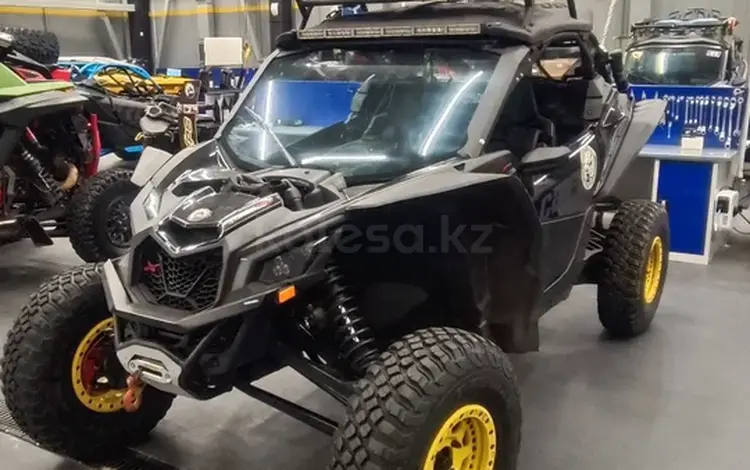 BRP  Can-Am Maverick X RS Turbo RR 2022 годаүшін17 999 999 тг. в Алматы