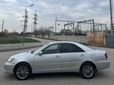 Toyota Camry 2004 годаүшін5 350 000 тг. в Алматы – фото 5