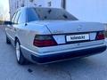 Mercedes-Benz E 200 1992 года за 1 800 000 тг. в Туркестан – фото 17