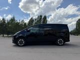 Hyundai Staria 2022 года за 18 699 999 тг. в Астана – фото 2