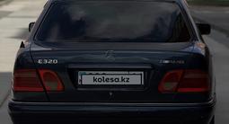 Mercedes-Benz E 230 1999 года за 2 650 000 тг. в Актобе – фото 4